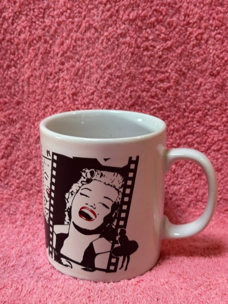 Marilyn Monroe porceln bgre, angol