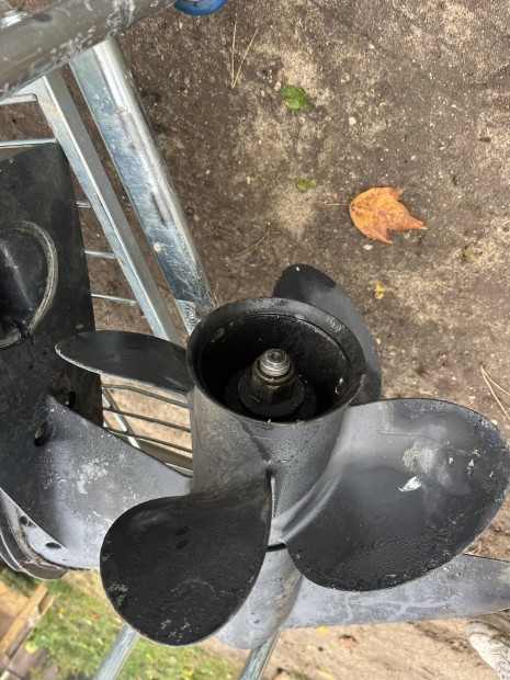 Mariner 80 power trim motor haj�motor cs�nakmotor k�lmotor 