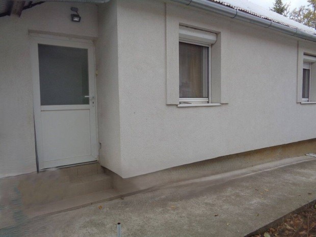 Maroshegyen 2 szob�s csal�di h�z elad�