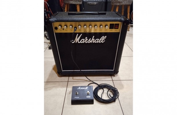 Marshall Artist 4203 csves gitrkomb 30 w