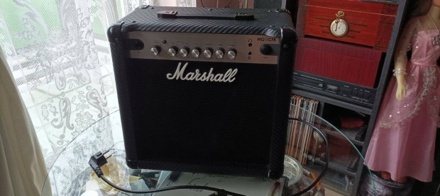 Marshall MG15CFR gitrkomb