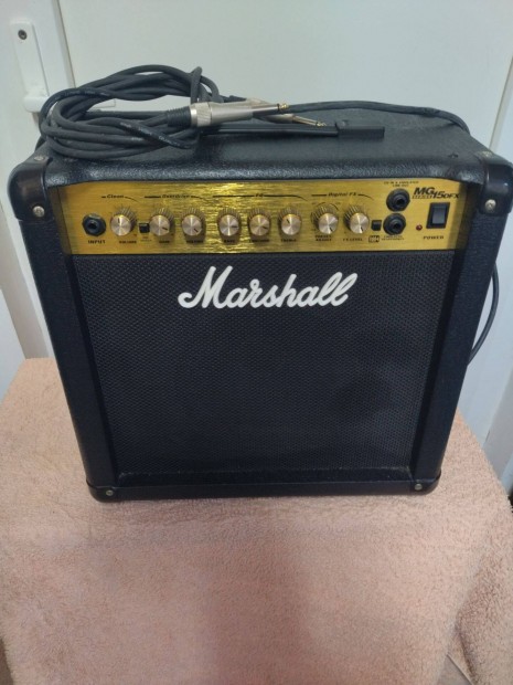 Marshall MG15 Dfx gitrerst