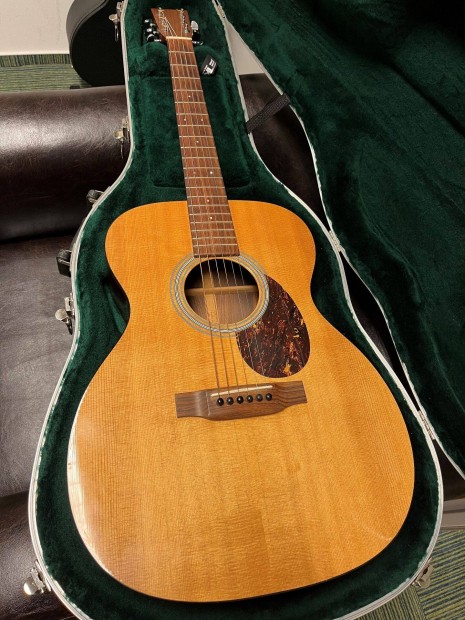 Martin OM-21