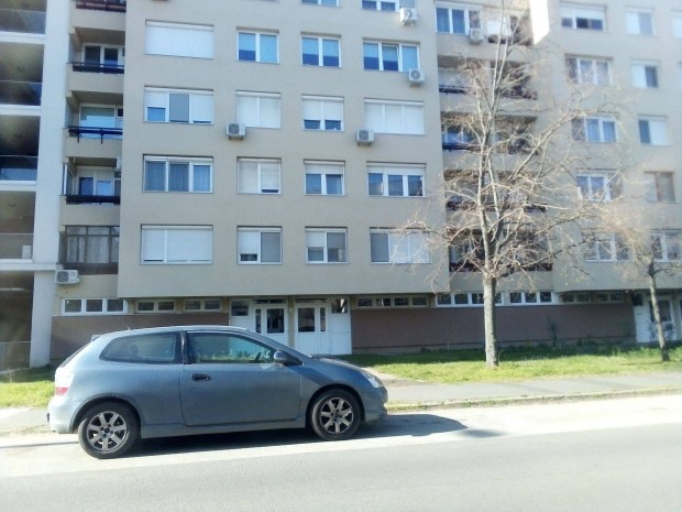 Martonfalvi utca Aranykakas trsashz mellett fldszint 45 m2-es laks