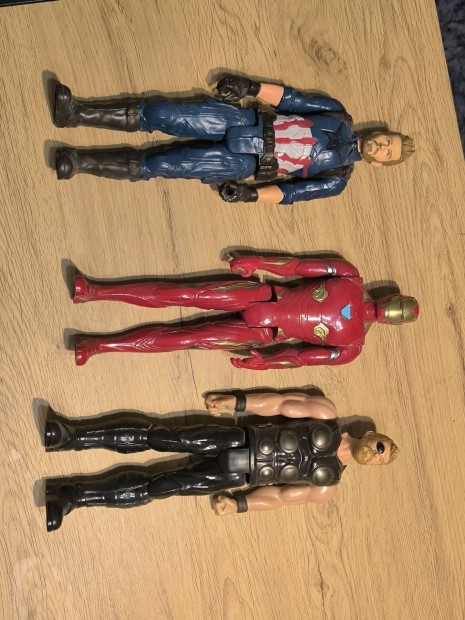 Marvel Bosszll Figurk 3 db