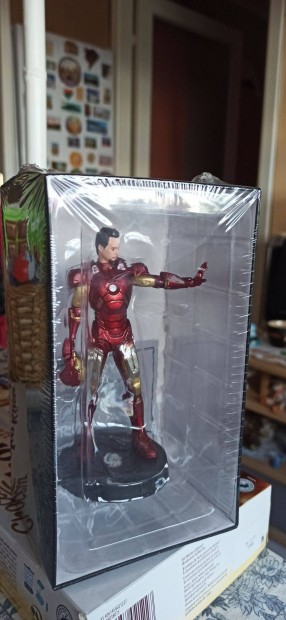 Marvel Ironman 15cm szobor, hibtlan