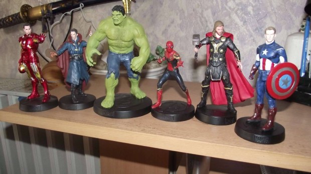 Marvel Mozi szuperhs figurk s jsgok 6 darab