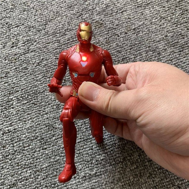 Marvel Vasember Ironman mozg-vilgt 15cm j Kszleten Bosszllk sz