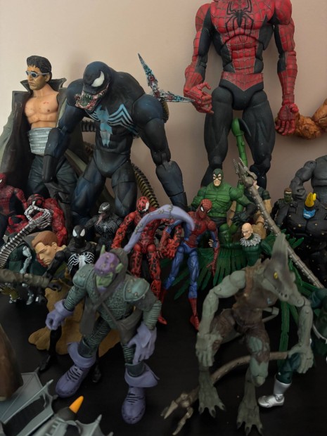 Marvel figurák