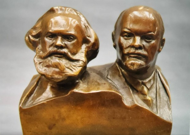 Marx Lenin bronz szobor