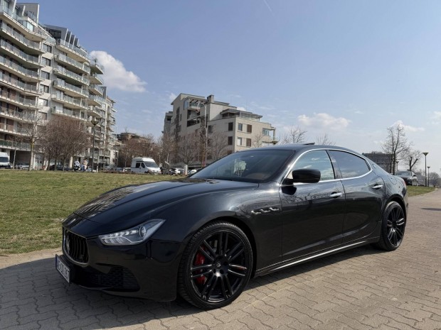 Maserati Ghibli 3.0 D V6 (Automata)