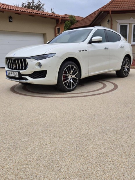 Maserati Levante 3.0 D V6 (Automata)