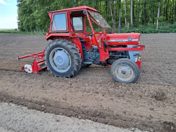 Massey Ferguson 135