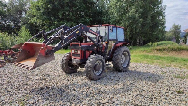 Massey Ferguson 263