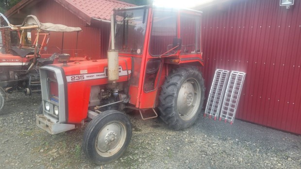 Massey ferguson 235. eladó