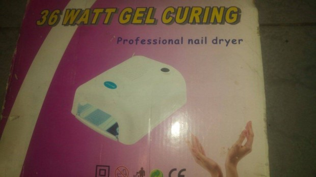 Master Nails 4x9W-os Professional, tkrs, UV krms lmpa