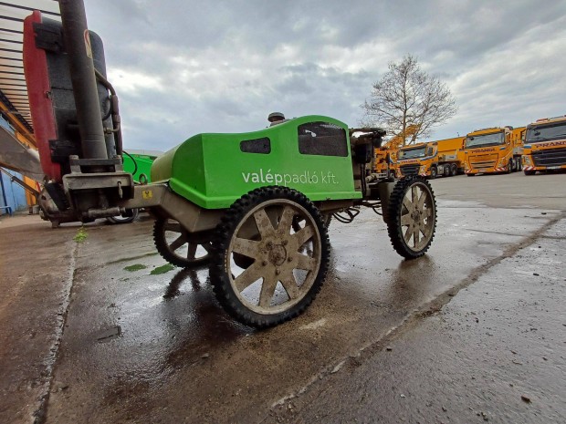 Masterscreed MS-575 vibrációs betonlehúzó