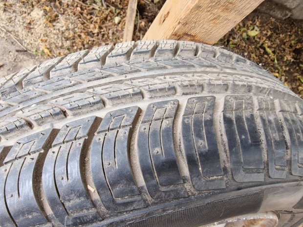 Matador 175/65 r14 ptkerk lemez felnin 