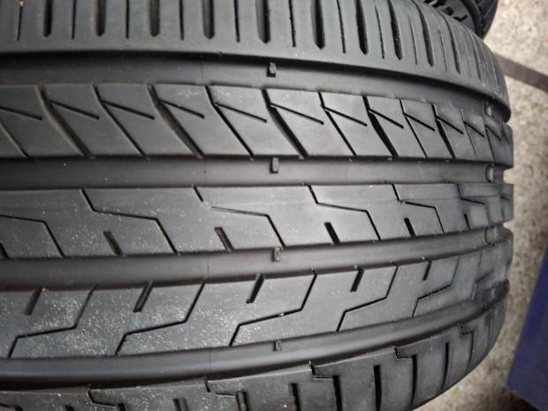 Matador 255/40R19 gumi pr