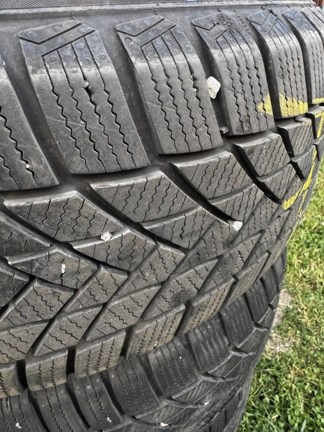 Matador Nordicca 215/55 R17 téligumi eladó
