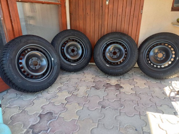 Matador nordicca 215/60R16 tligumi aclfelnire szerelve Elad!