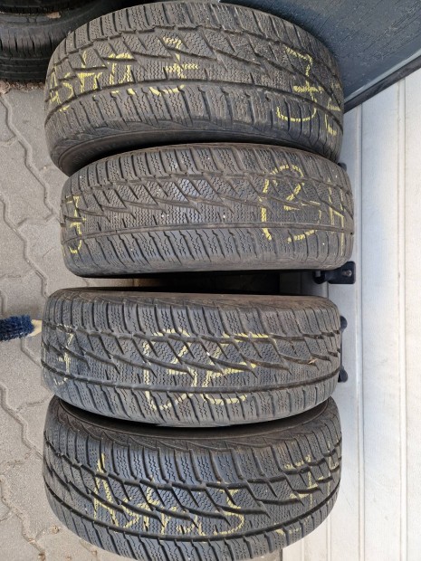 Matador téli gumi garnitúra 205/60 R16