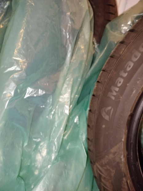 Matador télifumiszett 215/55 R17 98V