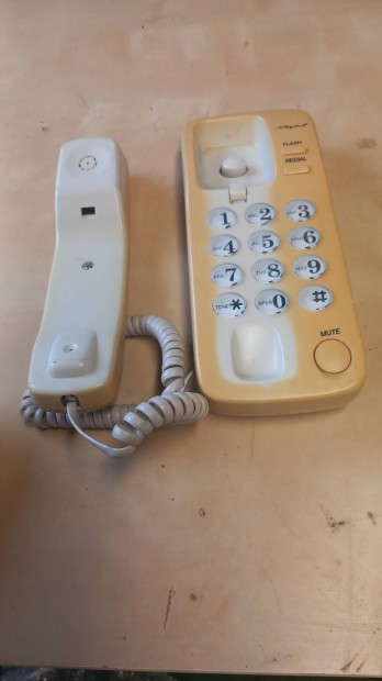 Matvos vezetkes telefon 
