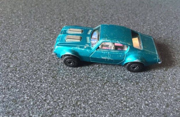 Matchbox 1975 pontiac firebird kisaut