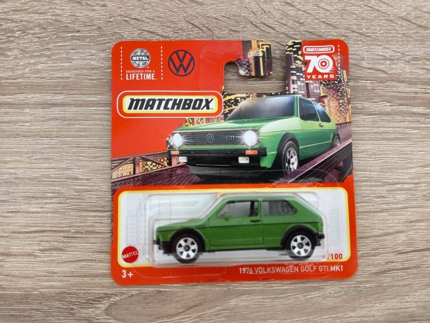 Matchbox 1976 Volkswagen Golf GTI Avocado Green 97/100