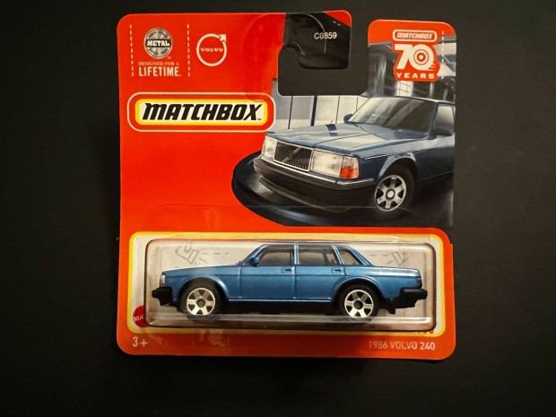 Matchbox 1986 Volvo 240 - világoskék
