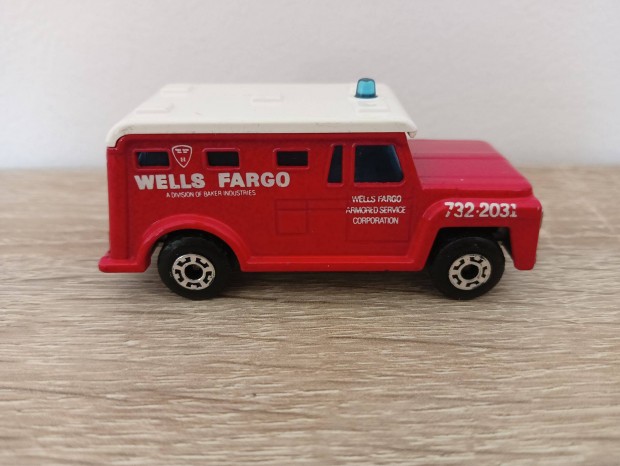 Matchbox 1-75 Superfast No 69 Wells Fargo Armored Truck