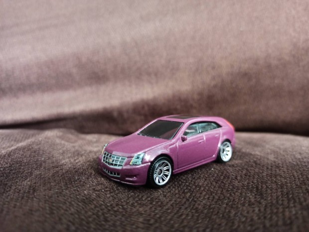 Matchbox 2010 Cadillac CTS Wagon