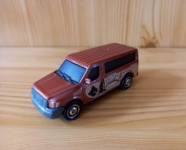 Matchbox 2014 Nissan NV Van