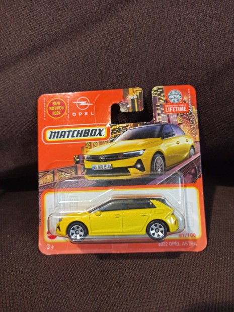 Matchbox 2022 Opel Astra 