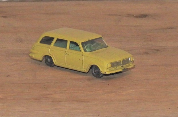 Matchbox 38 Vauxhall victor estate car