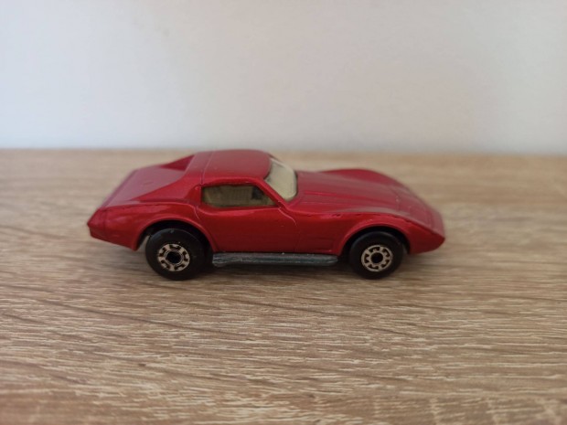 Matchbox 75 #62 Superfast Red Chevrolet Corvette