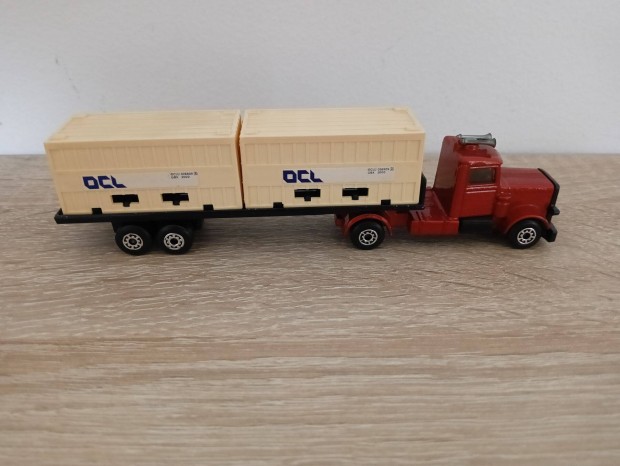 Matchbox 900 Series TP-22 Container Truck, Bronze Cab