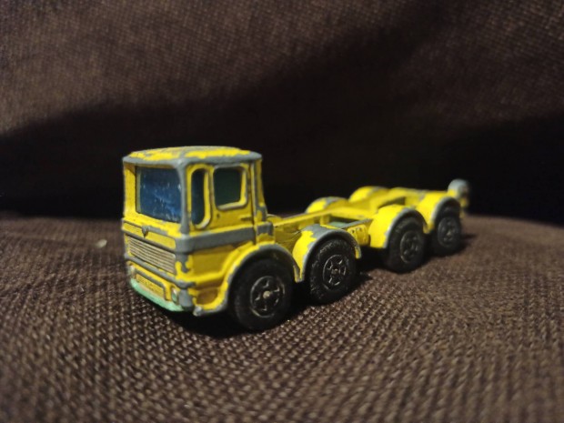 Matchbox AEC 8 Wheel Tipper (1971)