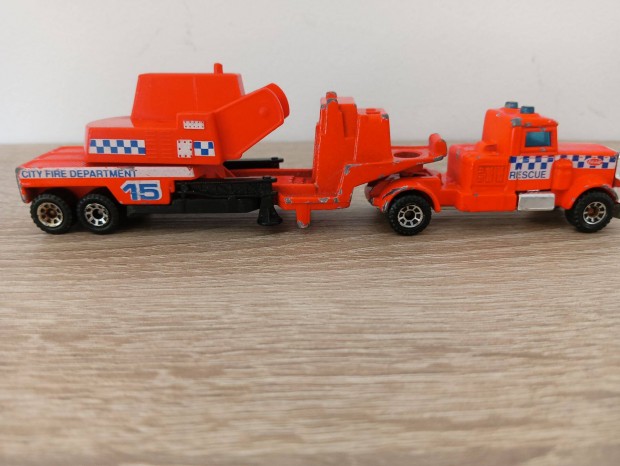 Matchbox Convoy CY13 Peterbilt Fire Engine Rescue