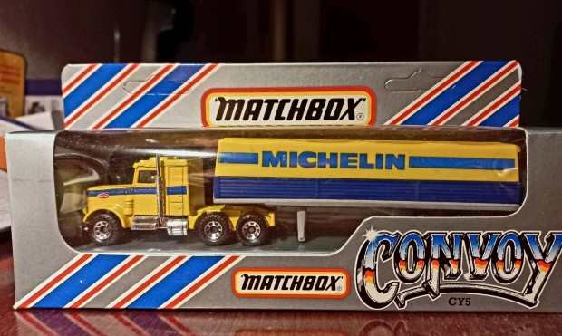 Matchbox Convoy CY5 Peterbilt Covered Truck Michelin