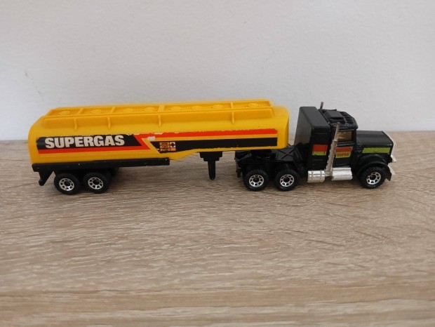 Matchbox Convoy CY7 Peterbilt Truck Gas Petrol Tanker