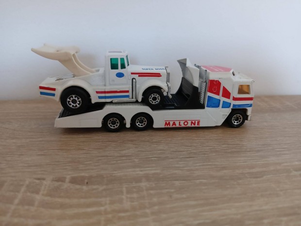 Matchbox Convoy CY-10 Kenworth Racing Transporter Malone