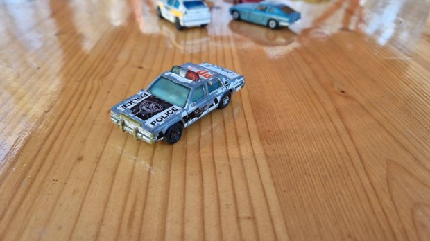 Matchbox Ford LTD Police Kisaut