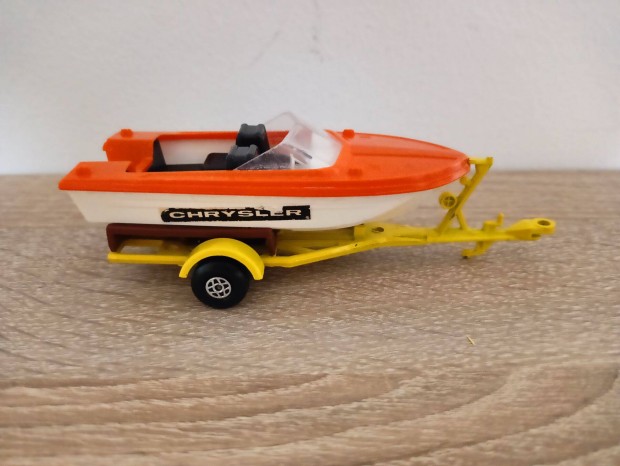 Matchbox K-25 Chrysler Boat AND Trailer
