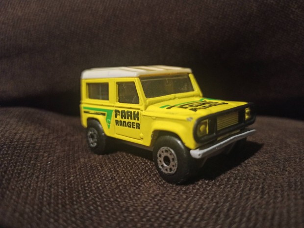 Matchbox Land Rover Ninety (1992)