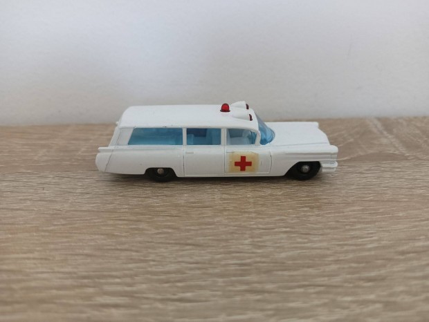 Matchbox Lesney 1965 #54 Cadillac Ambulance