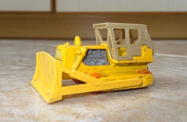 Matchbox Lesney Caterpillar D9 Tractor N.64. 1979 Eng. vintage kisautó