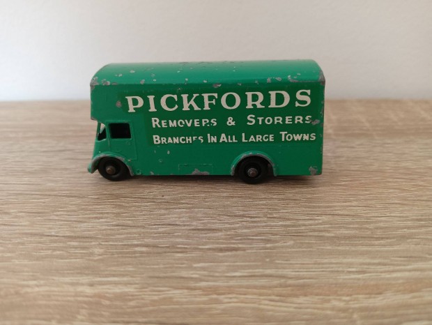 Matchbox Lesney Pickford removal van no. 46 Pickford