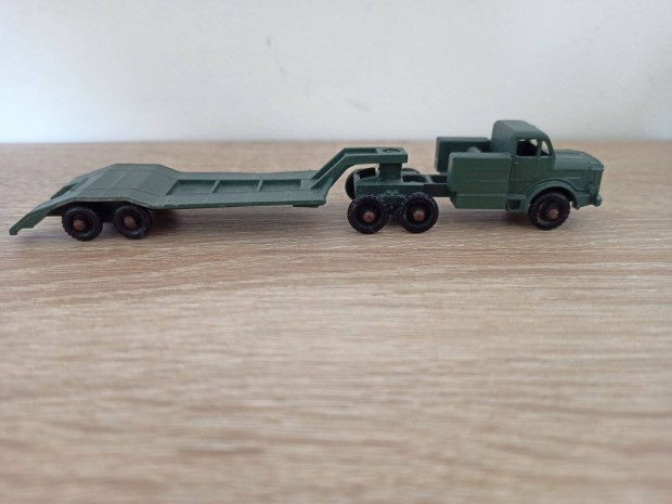 Matchbox Major M3 tank transporter feljtott